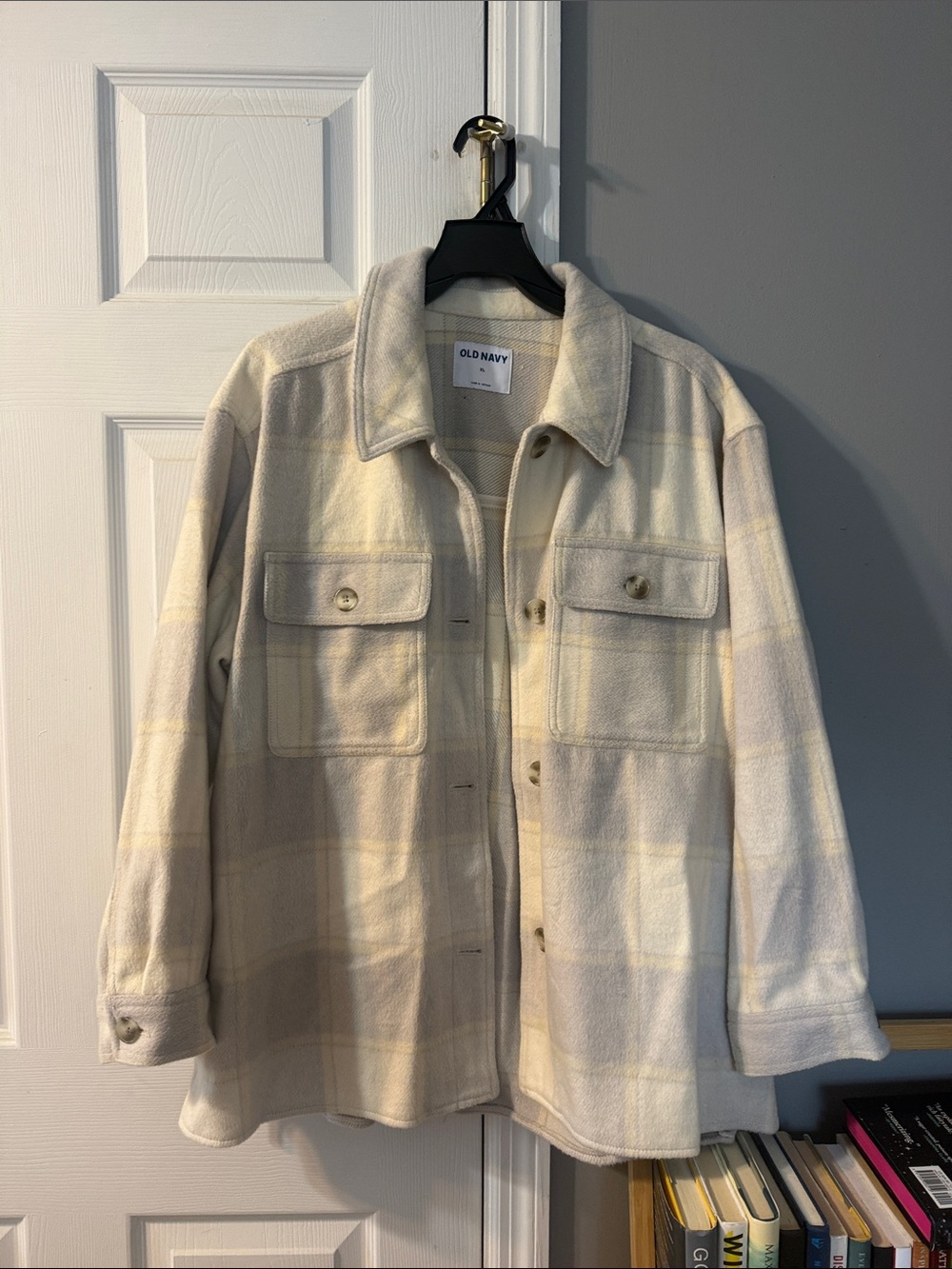 Old Navy Cream & Lavendar Plaid Button-Front Shacket Jacket